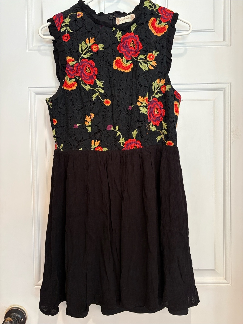 ALTAR’D STATE Black Sleeveless Floral Embroidered Dress, Size L